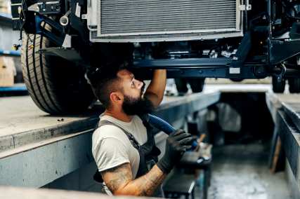 Inspection of Forklift Radiator
