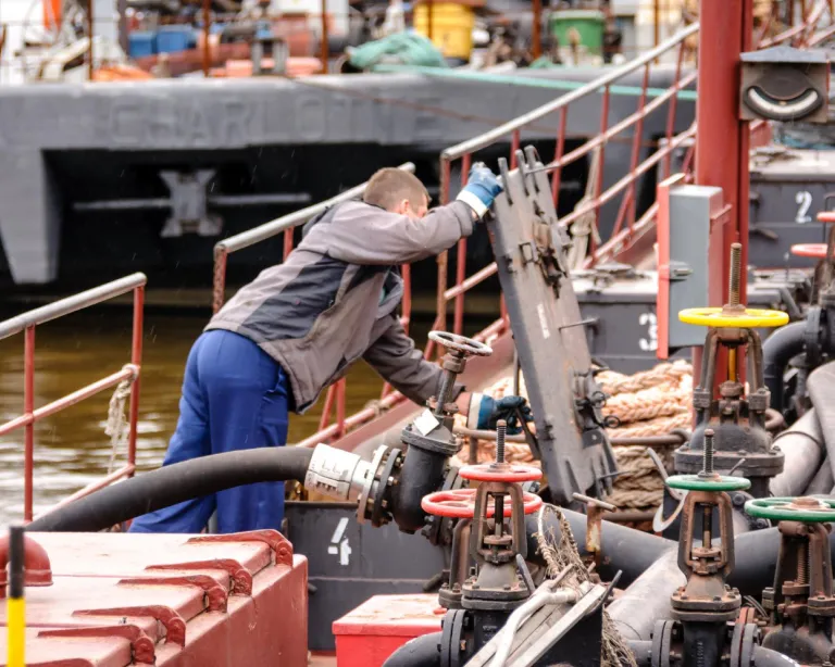 Marine machinery maintenance